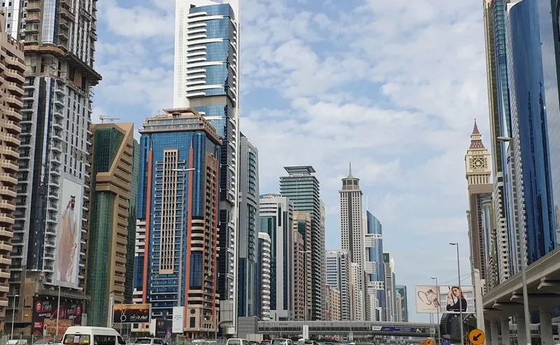 How Long Can You Stay Out of Dubai with a Golden Visa?